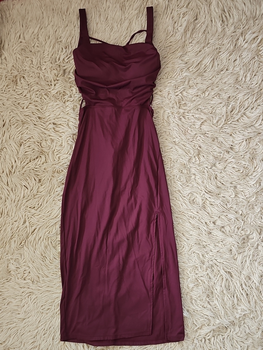 HALARA Sleeveless Midi Dress in Burgundy with Side Slit